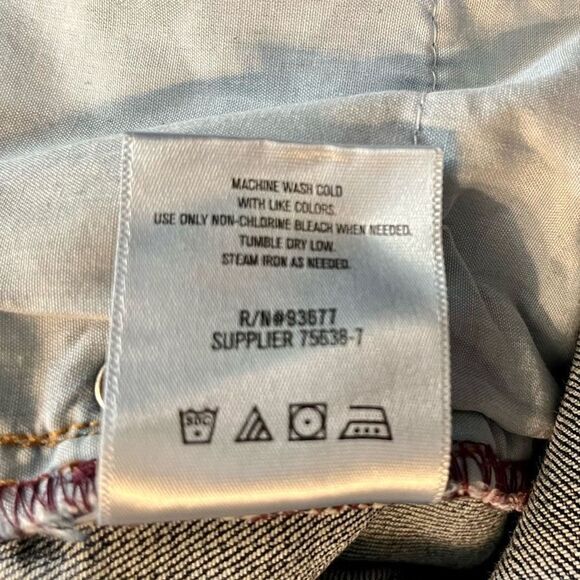 Liz Claiborne Petite Distressed Boyfriend Size 8P - Picture 9 of 11